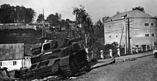 "Самые тяжелые битвы за всю войну", или танковые разгромы 22–23 июня 41-го года. Уникальные кадры