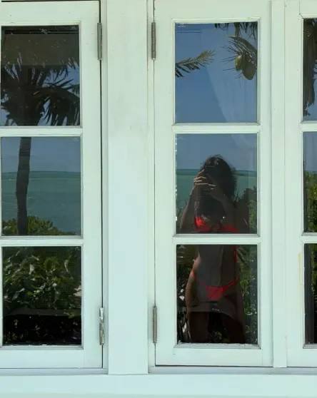 Ирина Шейк отдыхает в бикини в тропиках ШейкИрина, Купером, Брэдли, фигуру, встречалась, время, отдыха, Ирина, пляже, отношения, после, бывшим, недолго, расставания, пятилетние, Роналду, Криштиану, Жизель, Ранее, рассталась