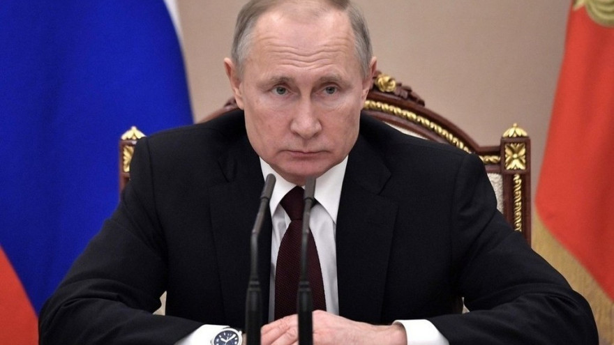Путин заявил, что учреждения культуры откроются быстрее, если будет соблюдаться дисциплина