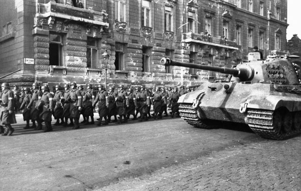 Венгерская армия в Будапеште, октябрь 1944 года. Bundesarchiv 