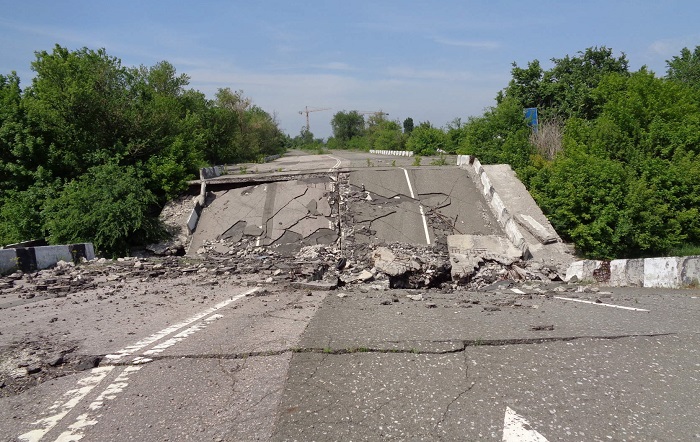 Пять лет на линии огня: Как выживают в районе Донецкого аэропорта Пять лет на линии огня: Как выживают в районе Донецкого аэропорта украина