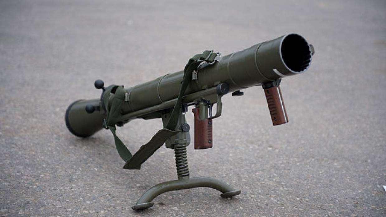 Сотрудники Росгвардии задержали мужчину с макетом гранатомета в Ленобласти