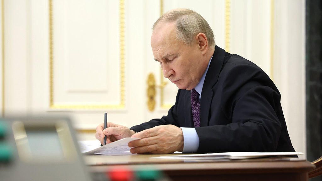 Око за око: подписан указ президента России о фактической конфискации активов США - в качестве компенсации...