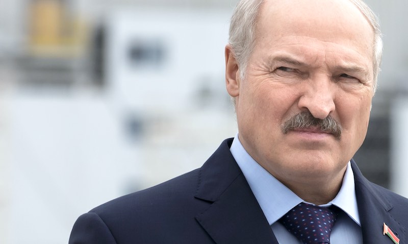 «Можем очень серьезно ответить»: Лукашенко показал Западу «хороший кулак»