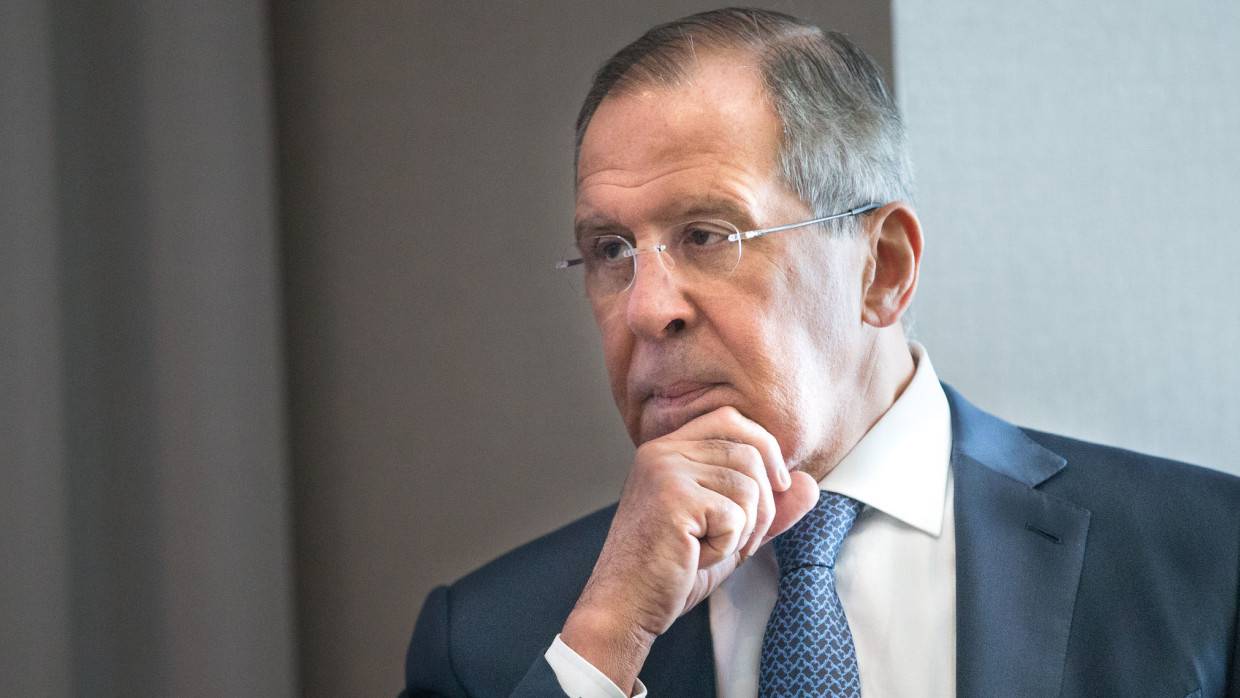 Лавров назвал неприемлемым требование США «вернуть» российские войска в казармы