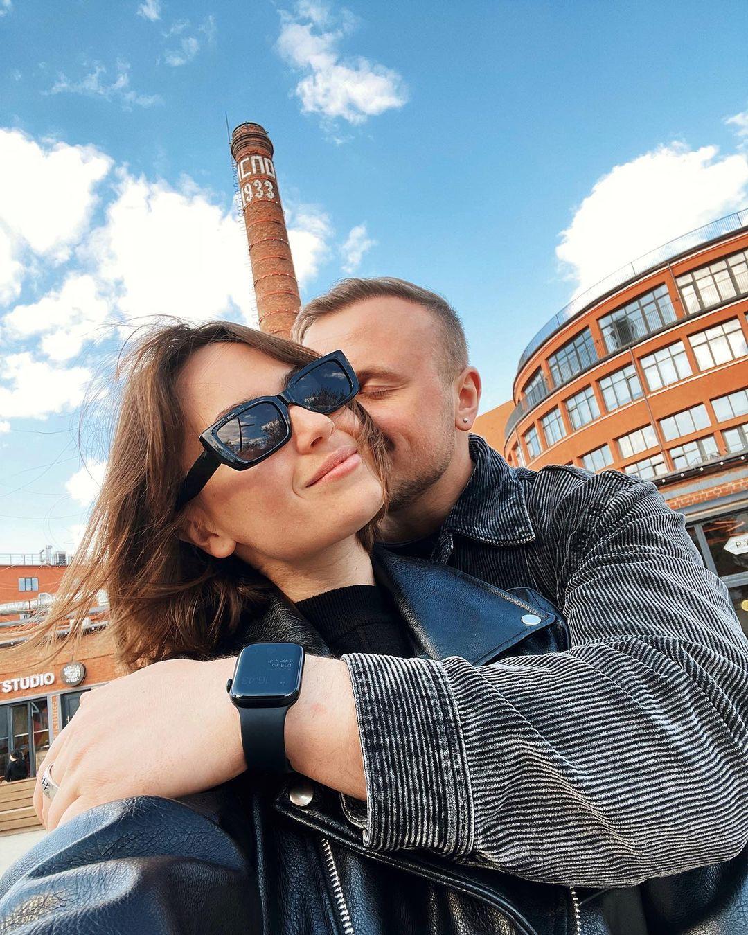 Как выглядит парень Олеси Иванченко из «Натальной карты» и жена Димы Журавлева Олеся, Дмитрий, Иванченко, очень, команды, Журавлев, спустя, составе, понимает, Однако, картам, просто, «Натальной, «Приказ, также, камни, коллеги, благодарен, Макса, друзьями