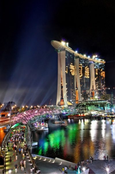 Уникальный отель Marina Bay Sands в Сингапуре