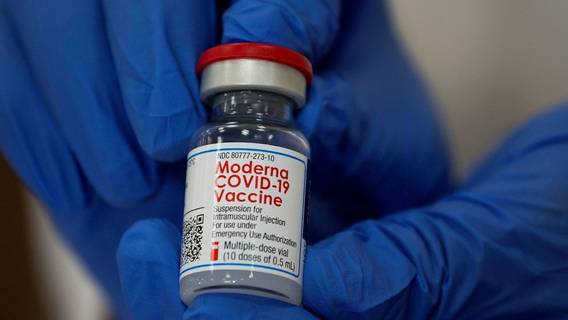 Великобритания развернет кампанию по вакцинации от коронавируса препаратом Moderna в апреле