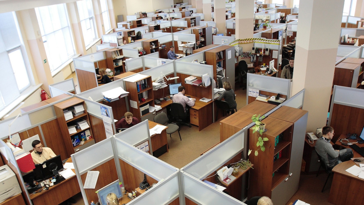 Депутат Нилов заявил о неактуальности сокращения рабочей недели в России Депутат Нилов заявил о неактуальности сокращения рабочей недели в России Политика