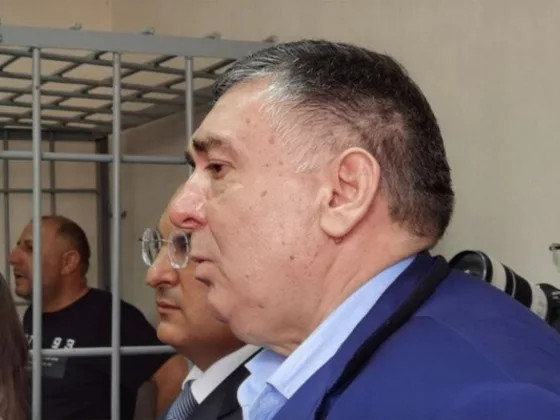 Главу азербайджанской диаспоры на Урале задержали у диппредставительства в Москве