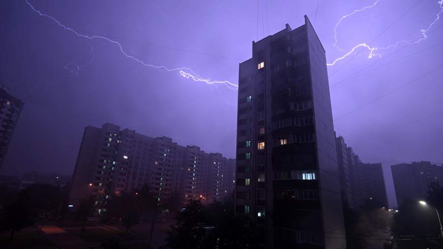 Пять человек погибли из-за торнадо в китайском Гуанчжоу