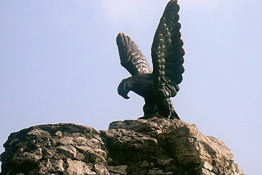 Читатели СМИ2 выбрали символ Пятигорска для 500-рублевой купюры