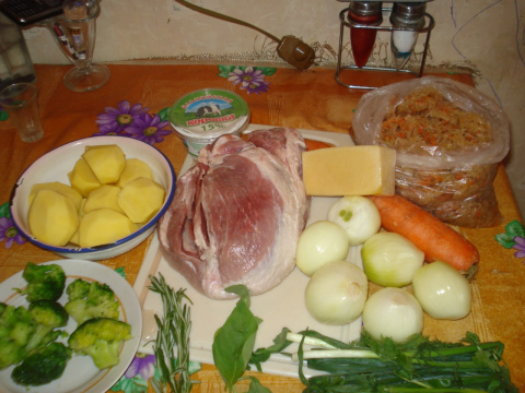 Свинина с квашеной капустой по-немецки и тушеная свинина с капустой