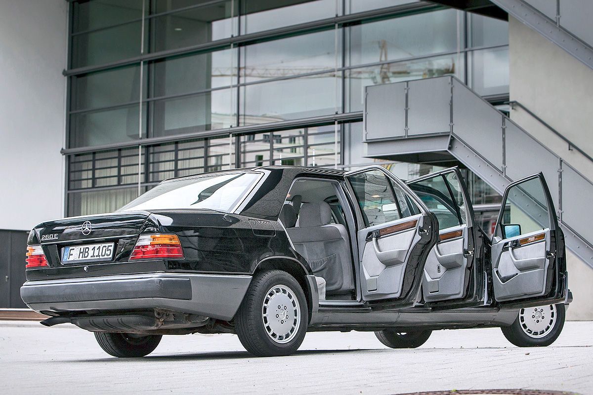 Какими были малоизвестные версии Mercedes-Benz W124 автомобиль, Мерседес, здесь, версия, такой, Автомобиль, Eclass, кабриолета, Final, двигателем, оригинальный, который, самые, колесные, MercedesBenz, диски, время, после, знаете, Оцените