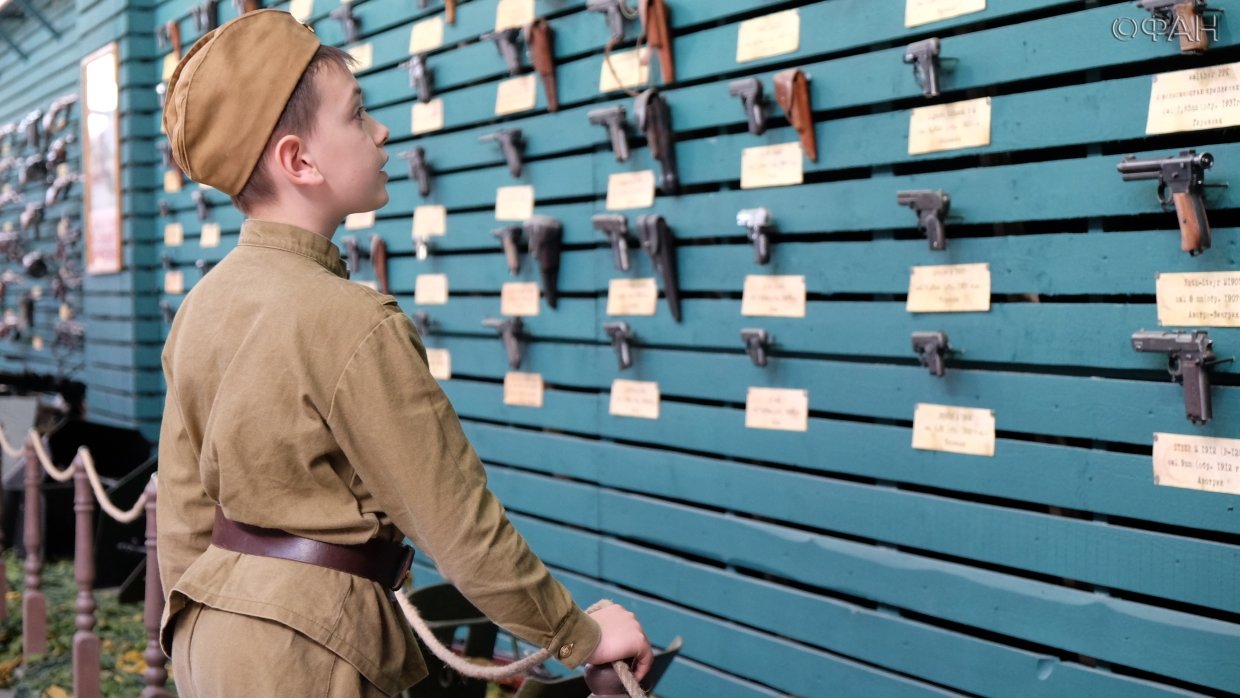 «Ленрезерв» в честь Дня Победы открыл бесплатную выставку артефактов времен войны