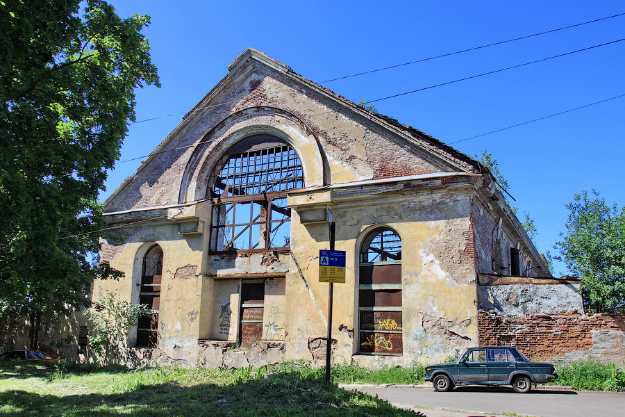 Выборг на день на электричке из Питера.