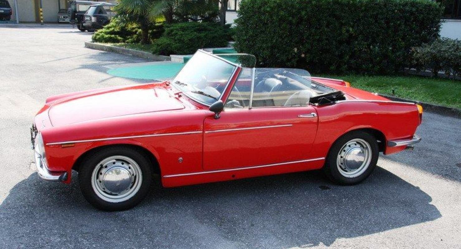 Innocenti 950 Spider — редкая модель итальянской марки Автомобили