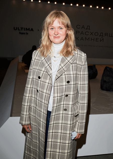 Ксения Собчак, Иван Ургант, Андрей Малахов и другие на открытии ярмарки Cosmoscow Ксения Собчак, Иван Ургант, Андрей Малахов и другие на открытии ярмарки Cosmoscow Звезды,Красная дорожка