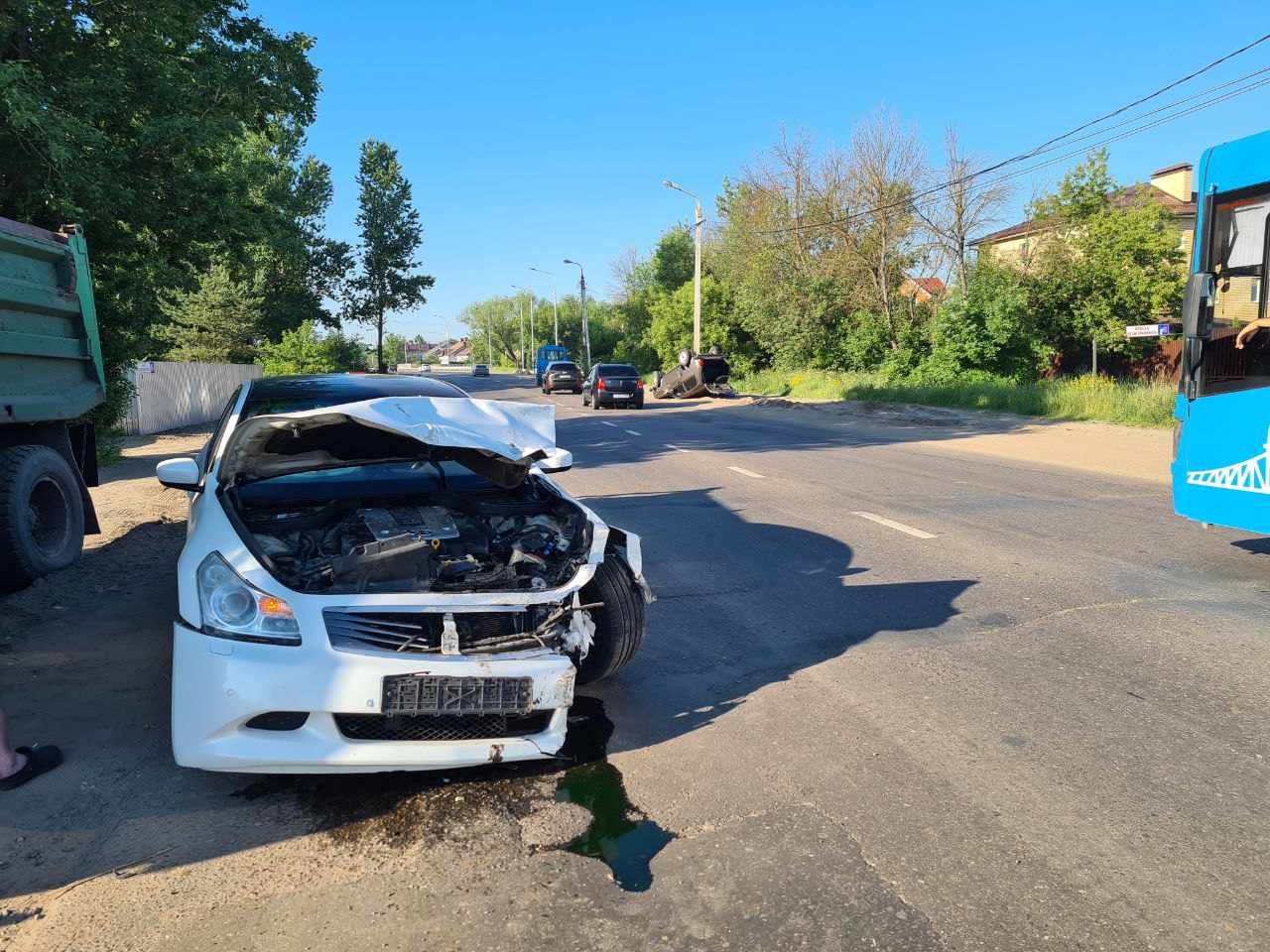 На улице Шишкова в Твери столкнулись два автомобиля