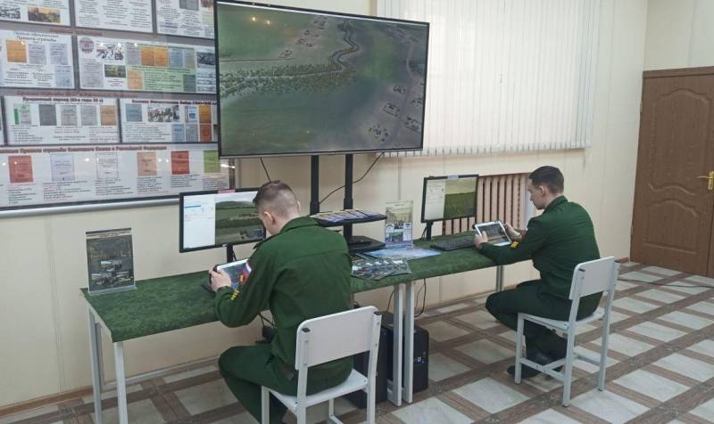 Планшетный артиллерийский комплекс 1А50 «Командор-ВТ» Планшетный артиллерийский комплекс 1А50 «Командор-ВТ» оружие