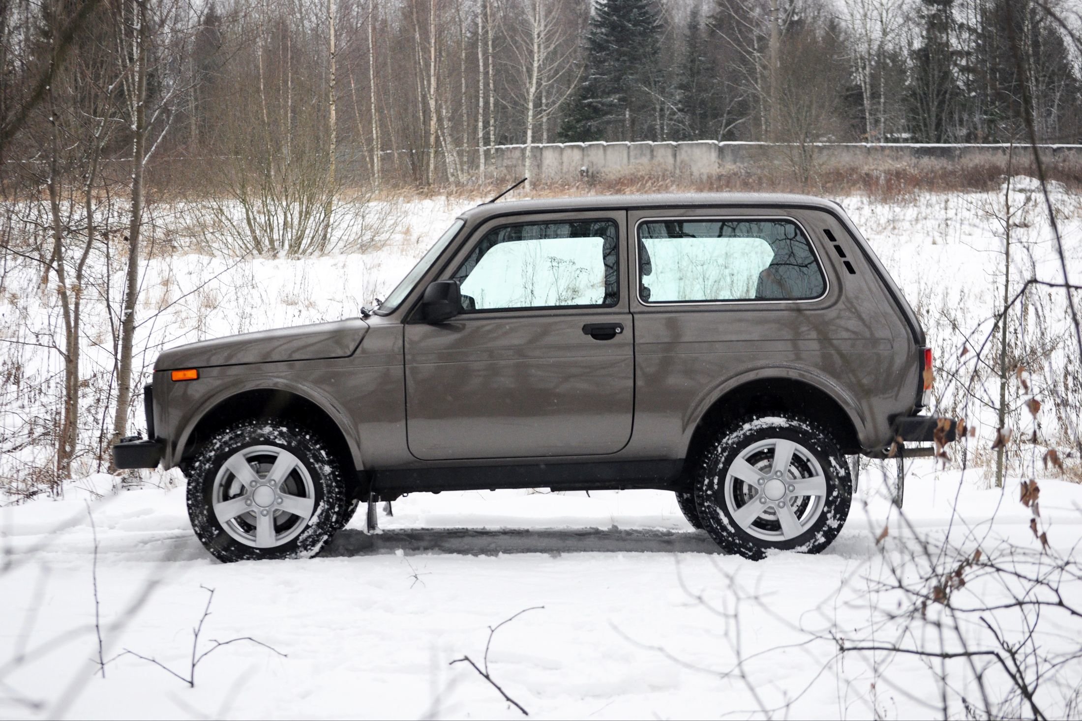 Безумные "Нивы": тюнинговые проекты Lada 4x4, которые продаются в России