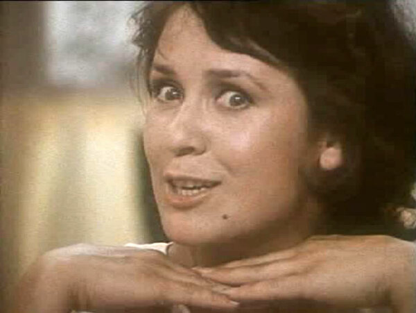 Светлана Швайко, кадр из фильма «Стоянка поезда - две минуты», 1972 год