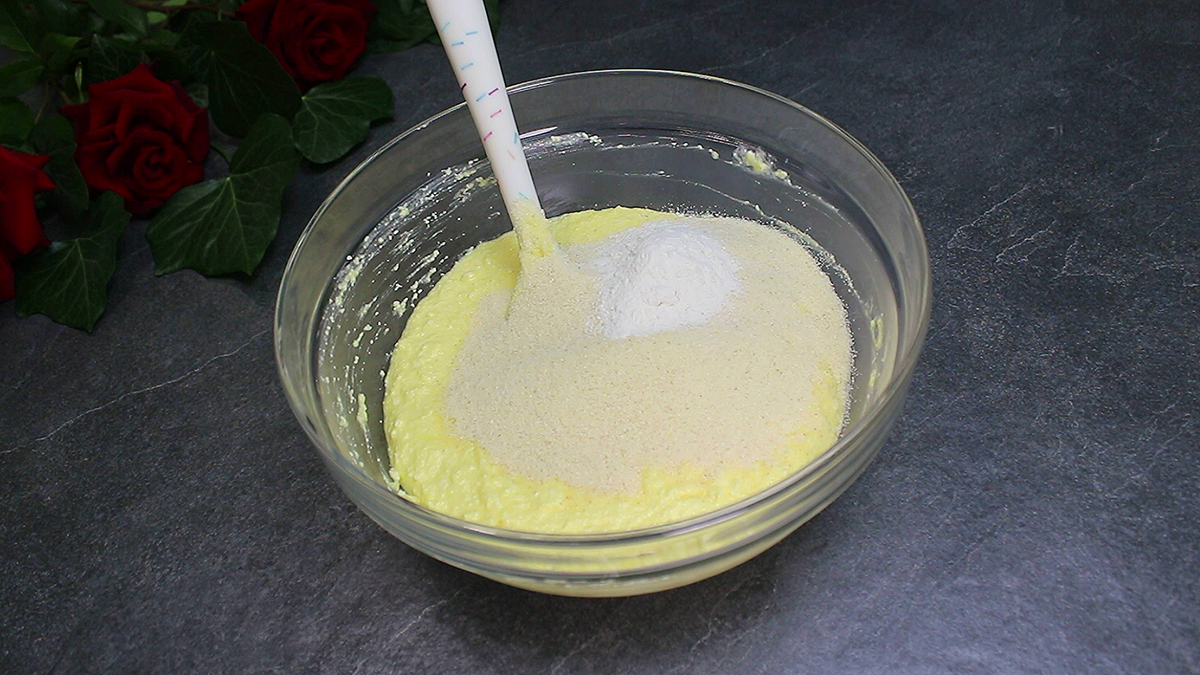 Сегодня я предлагаю вашему вниманию рецепт ну ооочень вкусных сырников в духовке.-4