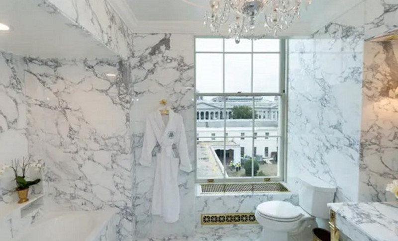 туалет трампа