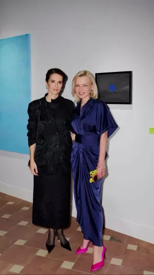 Анастасия Решетова (в новом имидже), Андрей Малахов и Ксения Соловьёва посетили благотворительный ужин Cosmoscow РешетоваАнастасия, Решетова, Андрей, Маргарита, Соловьёва, Cosmoscow, МалаховКсения, бурное, CosmoscowРанее, АндроноваБлаготворительный, ПушкинаКатерина, Янкович, вызвал, Малахов, РешетоваАндрей, ChanelАнастасия, туфлями, сочетании, обсуждение, Москве