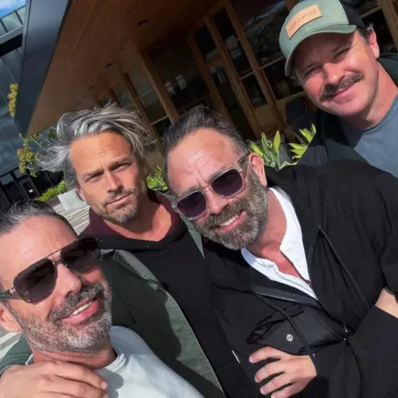 Замешанный в скандале с каннибализмом Арми Хаммер кардинально сменил имидж на фоне возвращения в Голливуд Хаммер, Хаммера, актёр, актёра, друзьямиАрми, назад, признаётся, интервью, просто, теперь, После, начал, каннибализме, оставили, агенты, пиарщики, Элизабет, Чэмберс, Предложение, подала