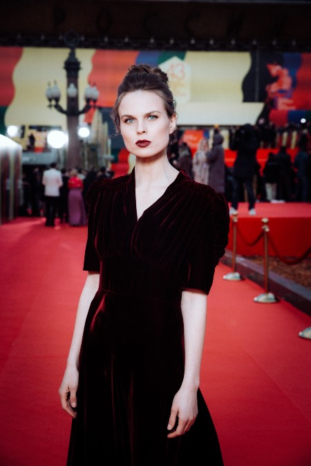 Светлана Иванова, Милош Бикович, Александр Петров и другие на церемонии закрытия ММКФ-2021 Светлана Иванова, Милош Бикович, Александр Петров и другие на церемонии закрытия ММКФ-2021 Звезды,Красная дорожка