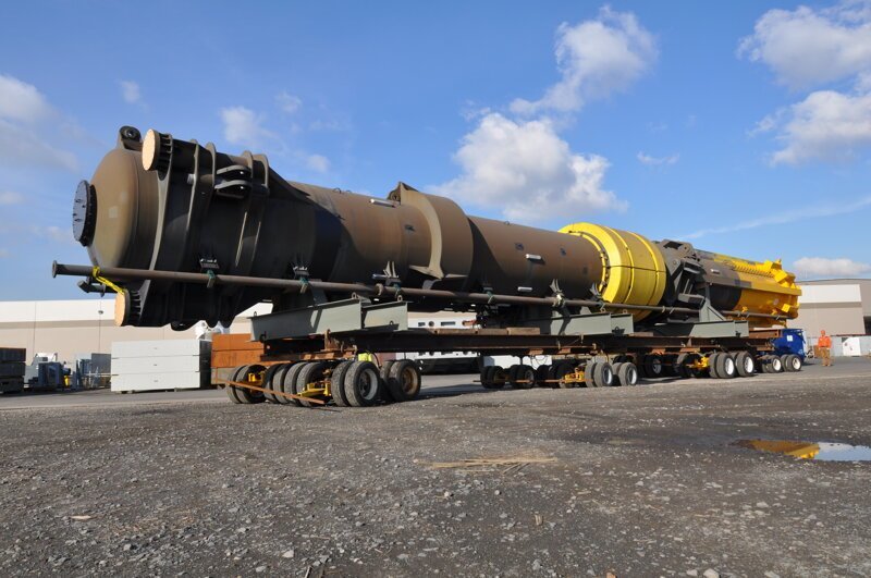 Чудеса погрузки и грузоперевозок: человек-муравей и его сила Чудеса погрузки и грузоперевозок: человек-муравей и его сила