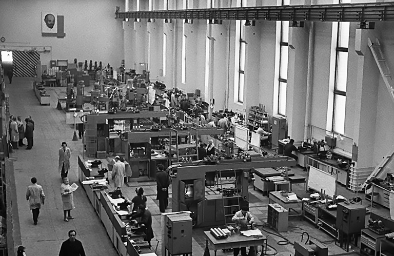 Сырьевой придаток: Россию лишили ВСЕЙ высокотехнологичной промышленности Сырьевой придаток: Россию лишили ВСЕЙ высокотехнологичной промышленности россия