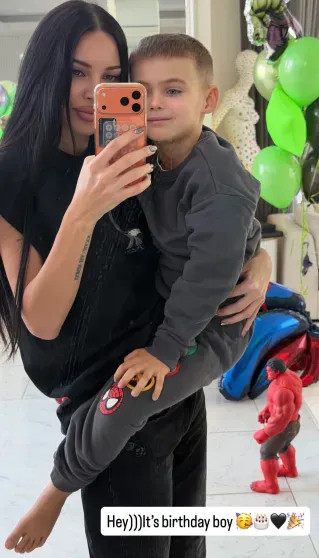 Оксана Самойлова и Джиган вместе отметили день рождения сына на фоне развода instagram (инстаграм),социальная сеть,Оксана Самойлова