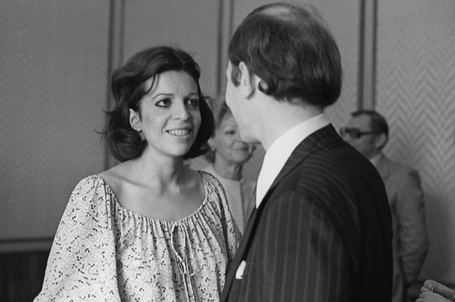 Кристина Онассис во время бракосочетания с Сергеем Каузовым, август 1978 г.