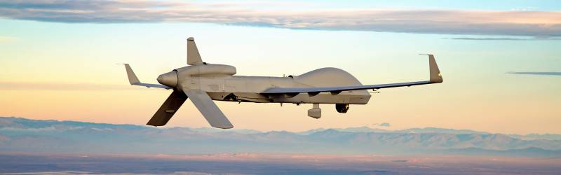 Перспективный тяжелый БПЛА от General Atomics может нести 16 ракет Перспективный тяжелый БПЛА от General Atomics может нести 16 ракет оружие