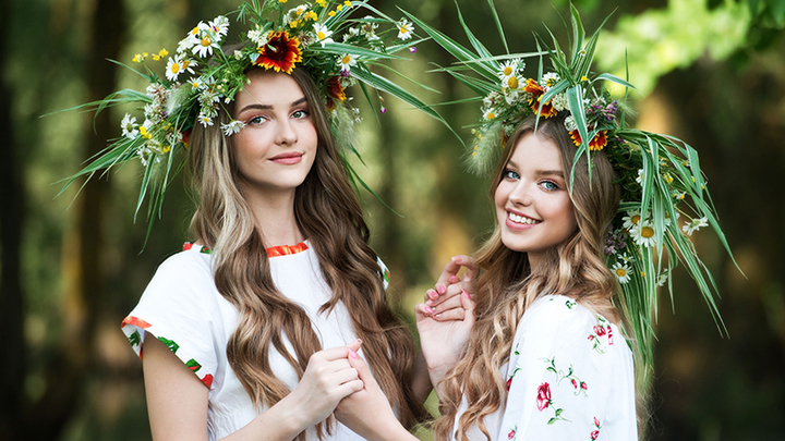 "СЛИШКОМ СЛАВЯНСКИЕ" ЛИЦА БУДУТ СКОРРЕКТИРОВАНЫ: МИНЦИФРЫ РОССИИ ИСПУГАЛОСЬ ИНОАГЕНТОВ