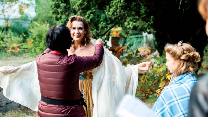 Режиссер фильма с Толкалиной в роли Красоты: Сказки для меня — высший пилотаж Режиссер фильма с Толкалиной в роли Красоты: Сказки для меня — высший пилотаж Общество