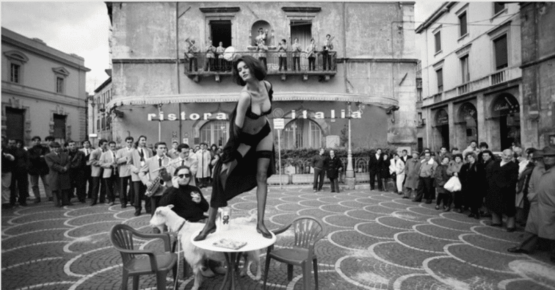Фотохудожник Пьеро Марсили Либелли: когда объединяются ирония, абсурд и талант