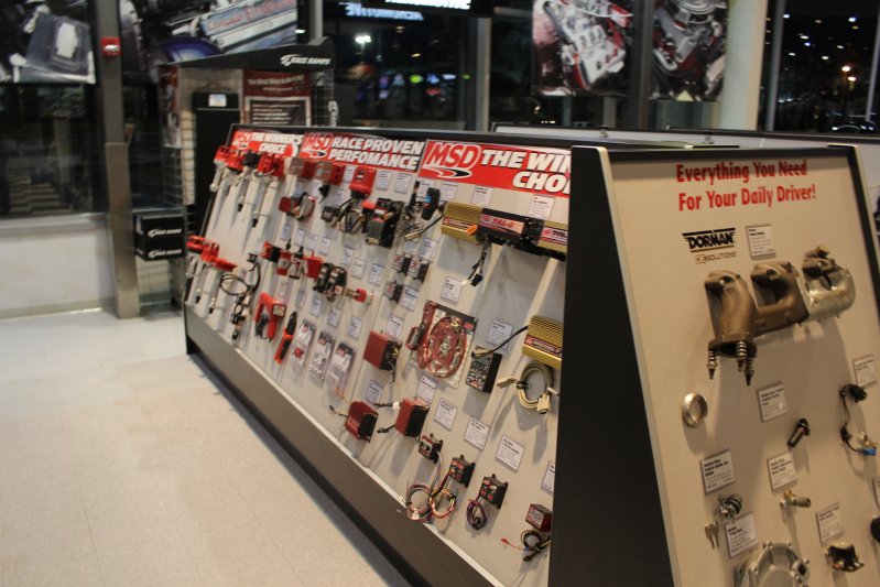 SummitRacing в реальной жизни - экскурсия по Super Store в Атланте SummitRacing в реальной жизни - экскурсия по Super Store в Атланте авто, автозапчасти, автотюнинг, запчасти, магазин, тюнинг