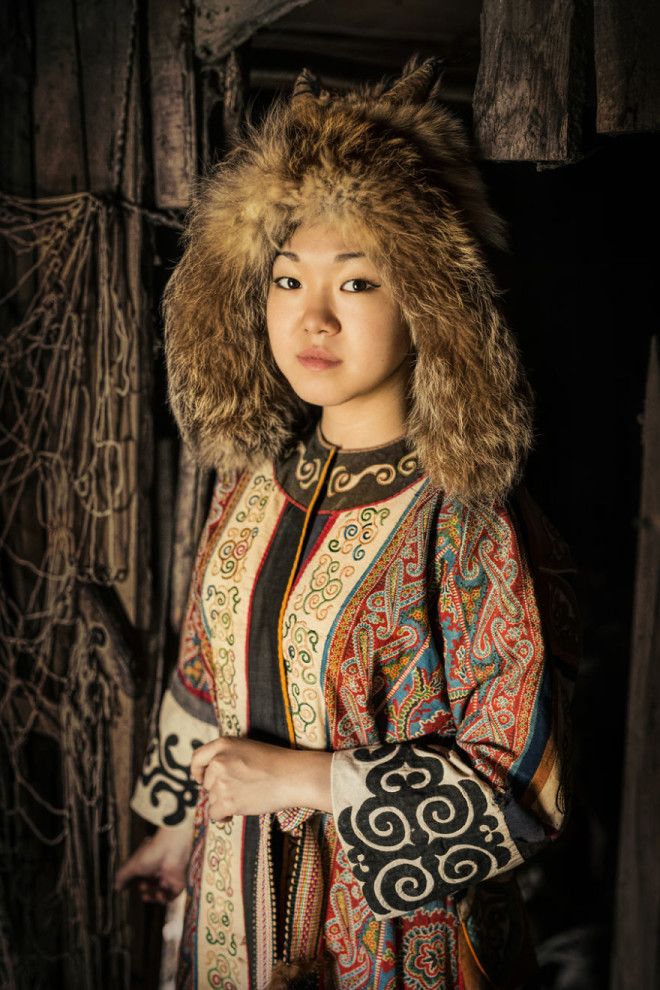 Женские лица Сибири - 20 потрясающих фотопортретов красавиц из коренных народов сурового края женщины