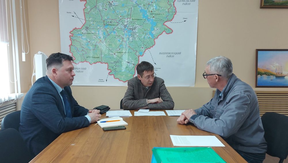 Взято на депутатский контроль — итоги приема граждан в администрации Бологовского округа