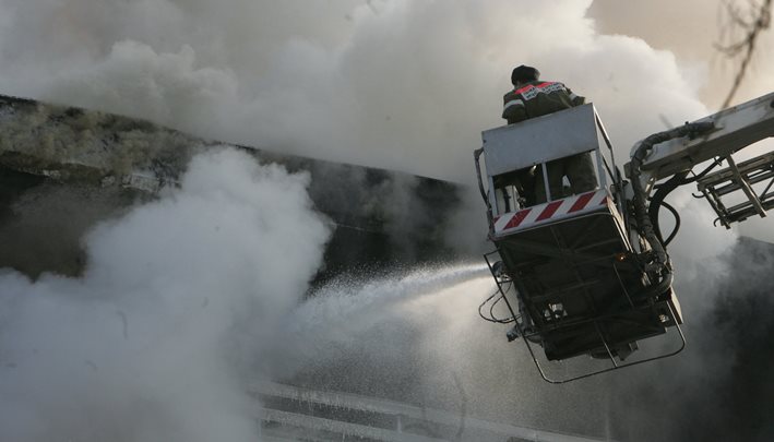 Два взрыва произошли в Москве на Каширском шоссе во время тушения склада