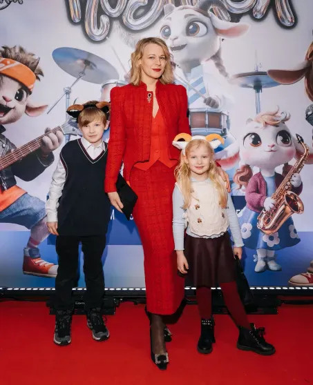 Люся Чеботина, группа 