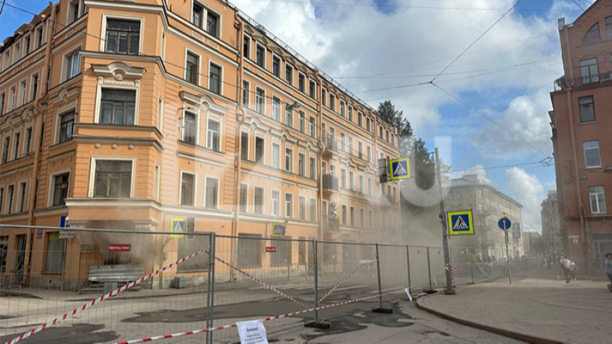СК возбудил уголовное дело в связи с обрушением дома в Петербурге