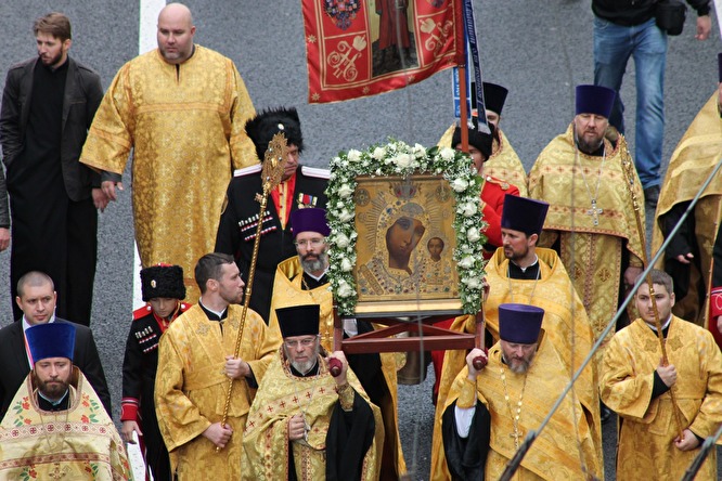 «РПЦ воспринимается как проводник государственной политики» общество,протесты,россияне,РПЦ