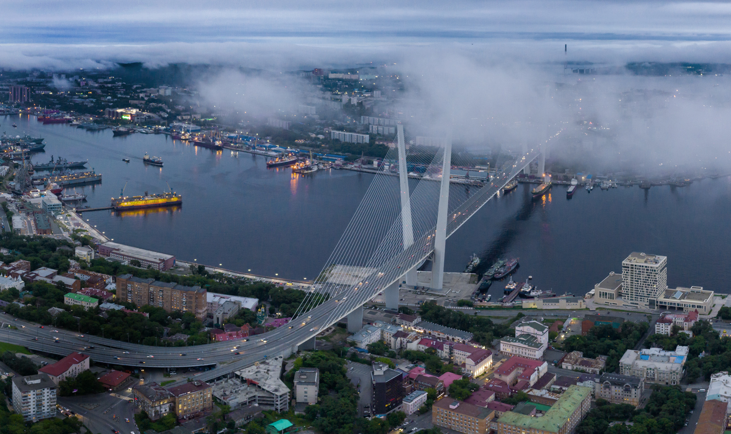 Золотой мост, Владивосток