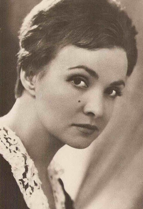 Почему Маргарите Володиной пришлось бежать из страны Почему Маргарите Володиной пришлось бежать из страны Маргарита Володина,наши звезды,шоубиz,шоубиз