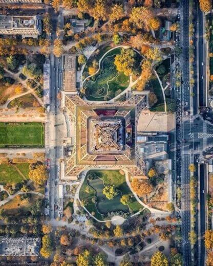 Эйфелева башня