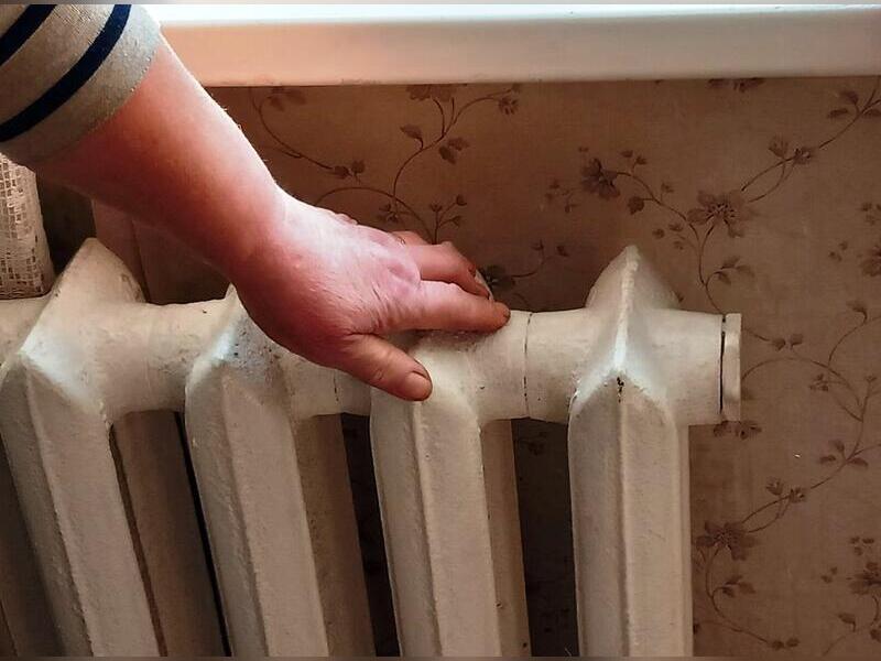 Дом на КСК в разгар морозов остался без тепла и воды